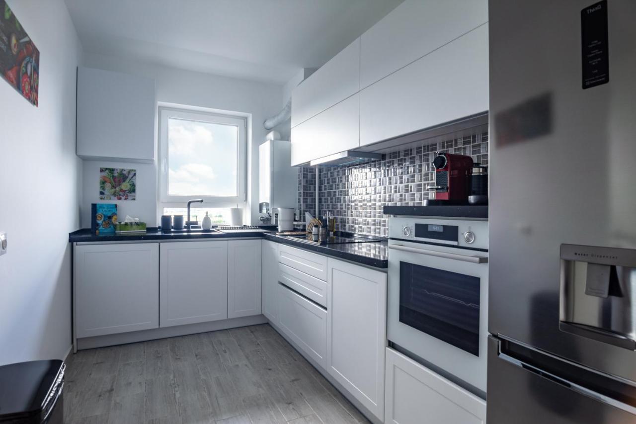 Amazing Condo In Brasov By Valentino - Free Garage Parking Экстерьер фото